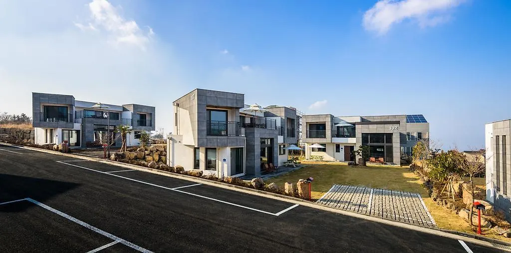 Happiness Pension Jeju Holiday home